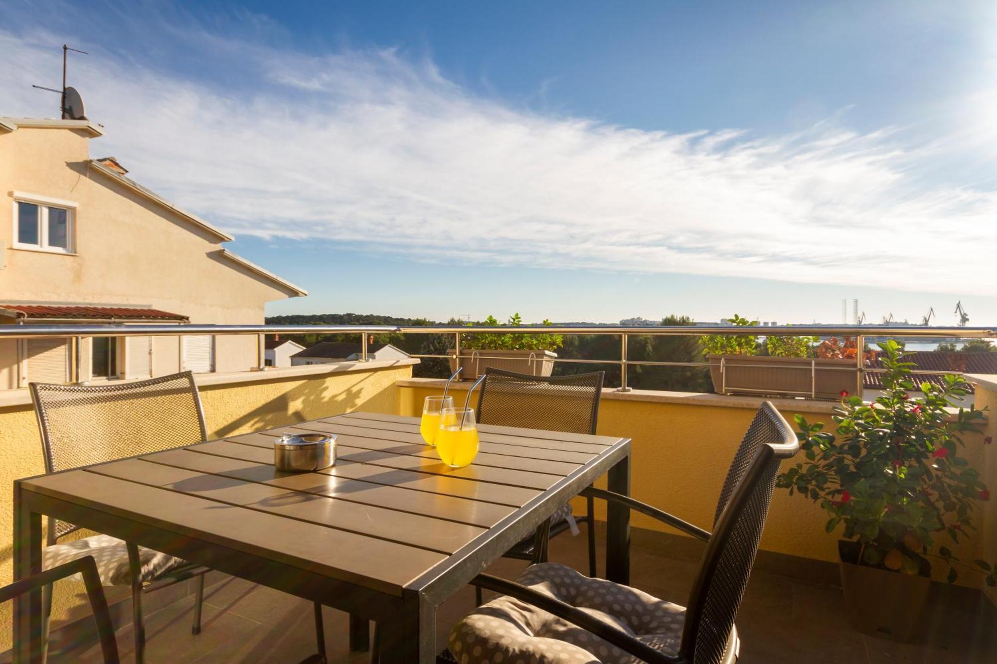 Apartman Mirjan Pula Exteriér fotografie